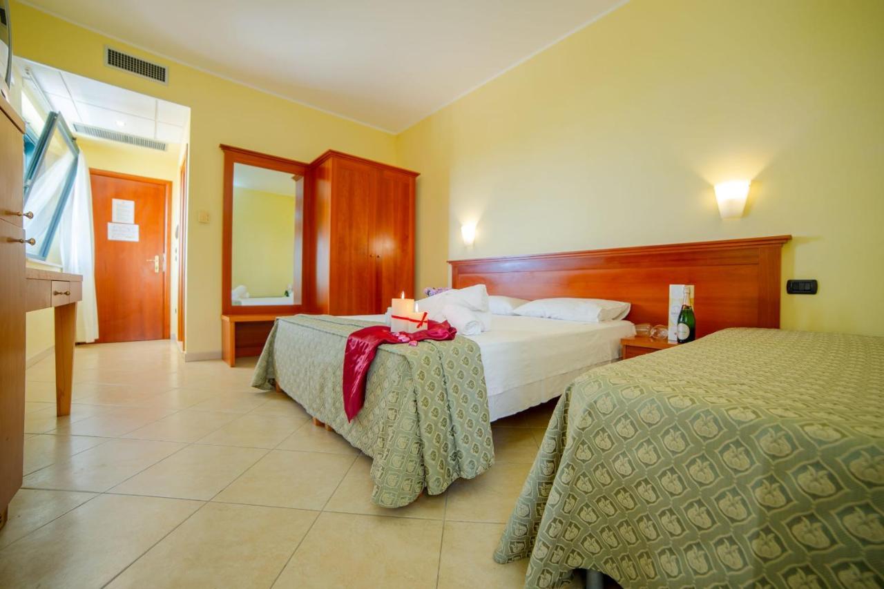 Hotel Costa Doro Salve Esterno foto