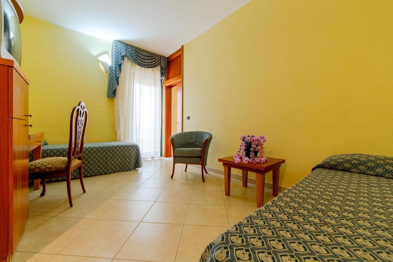 Hotel Costa Doro Salve Esterno foto