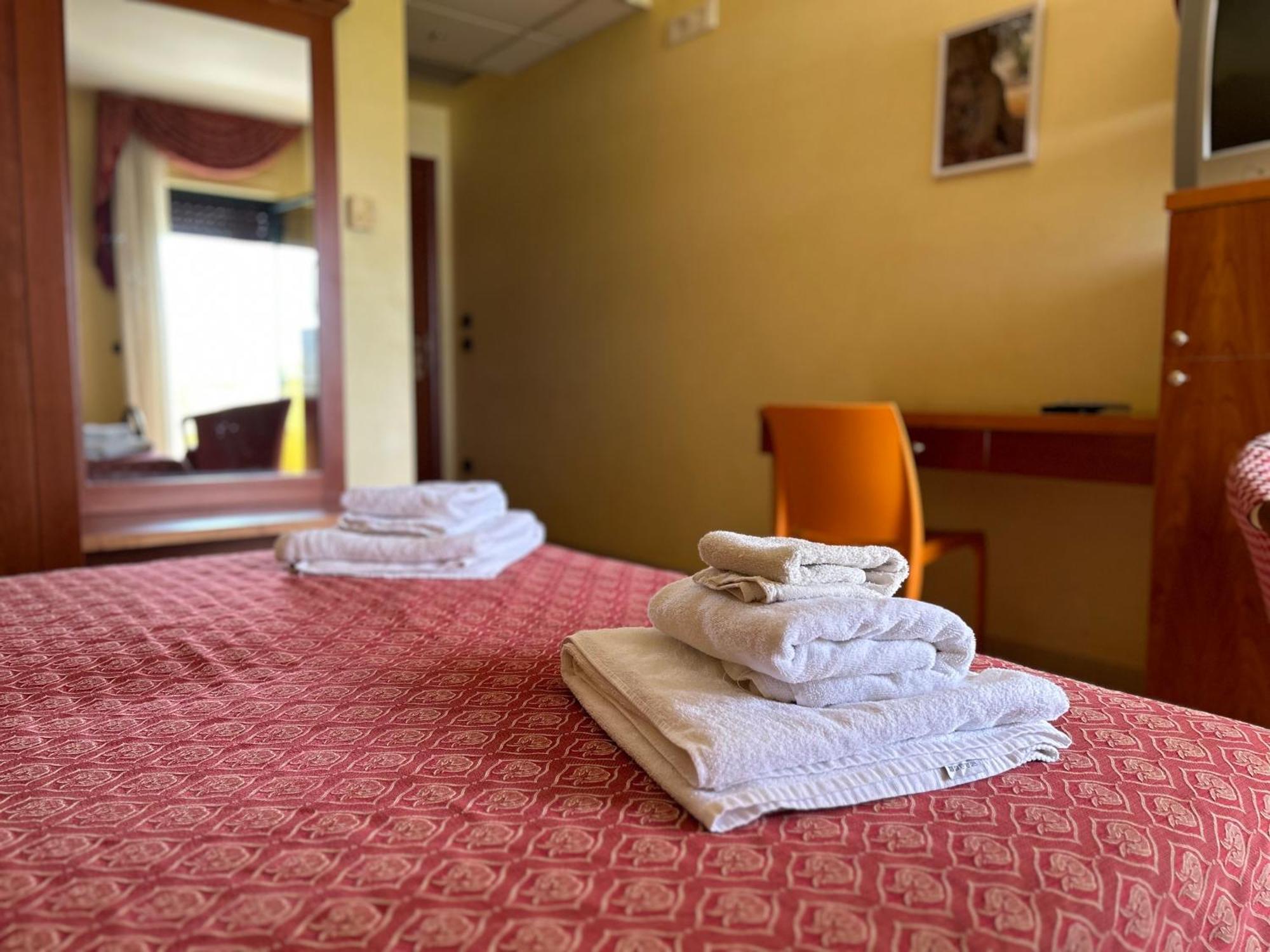 Hotel Costa Doro Salve Esterno foto